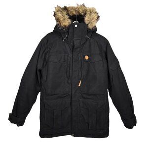 Men's Fjallraven Nuuk Parka Size Medium